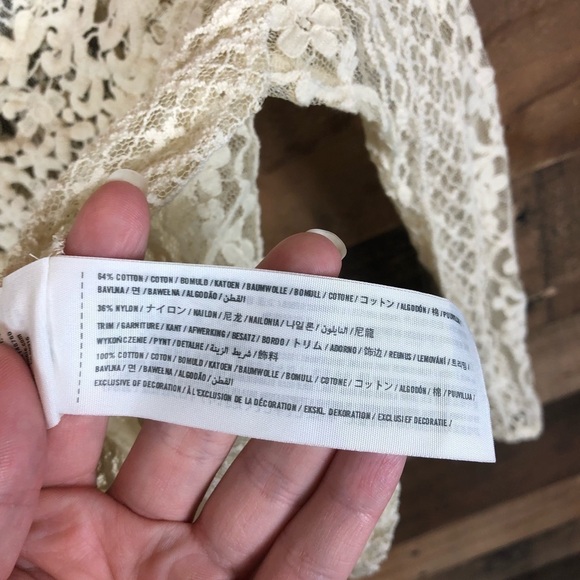 Hollister lace‎ top size XS - Picture 4 of 6